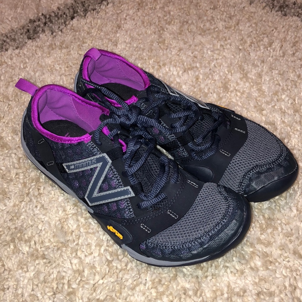 Running shoes